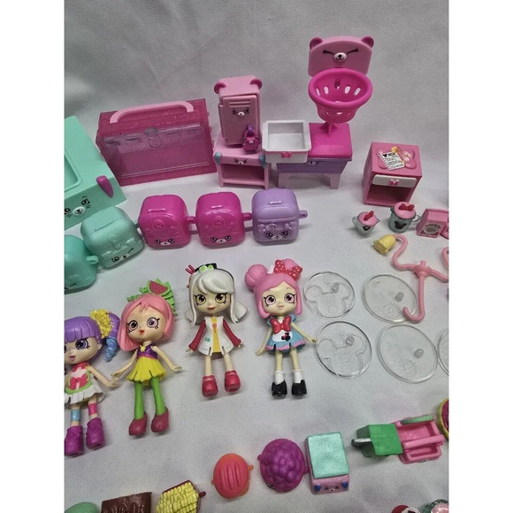 Huge Moose Shopkins Lot- Dolls, Figures, and Accessories + Disney Waffle Set - Picture 3 of 16